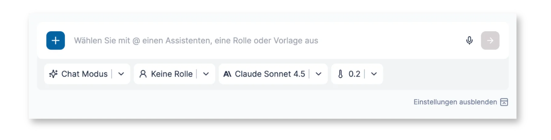 Chatbar mit Einstellungen für Modus, Rolle, Sprachmodell und Temperatur